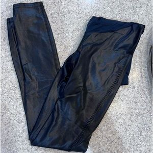 Spanx faux leather maternity leggings size s